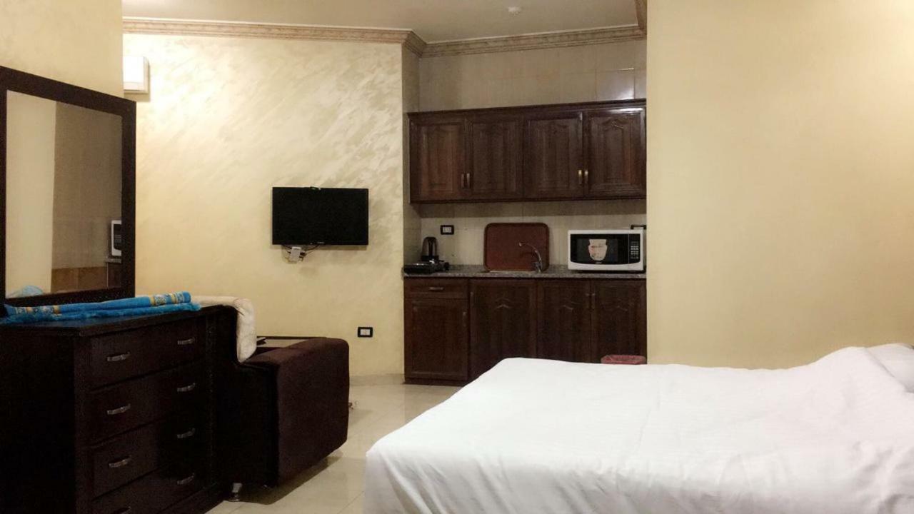 Al Tawheed Hotel Apartments Амман Екстер'єр фото